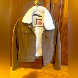 Levi’s Sherpa Trucker Jacket